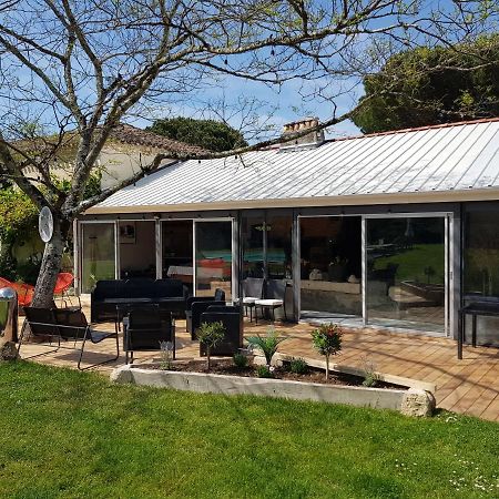 Domaine De Baise Acomodação com café da manhã Feugarolles Exterior foto