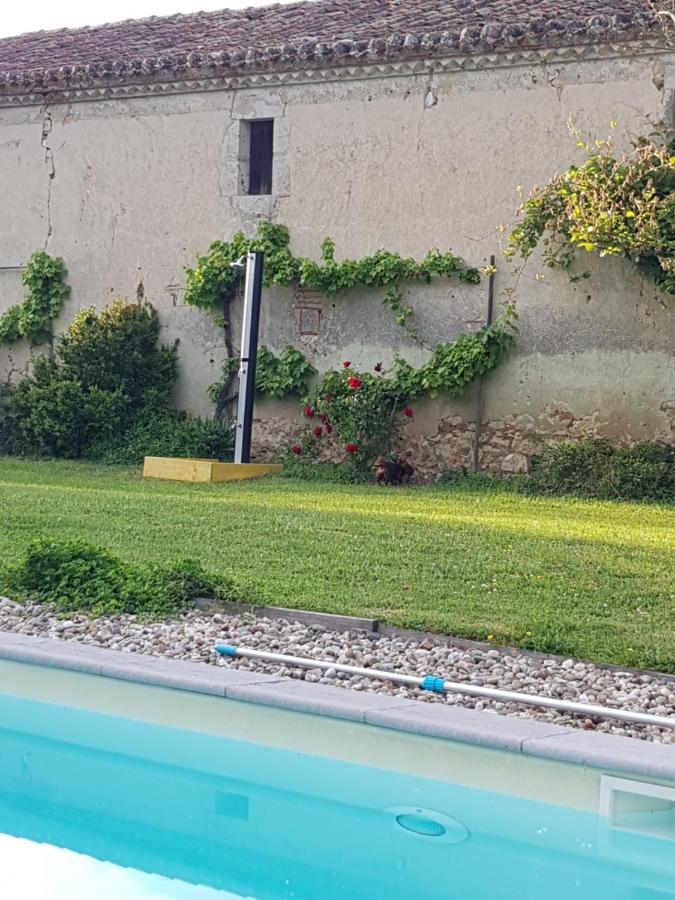 Domaine De Baise Acomodação com café da manhã Feugarolles Exterior foto